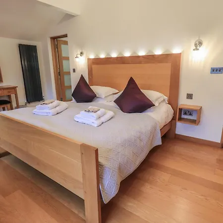 Holiday home Idle Mill 2 *